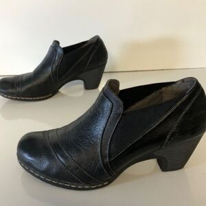 Eurosoft By Sofft Women's Black Heeled Slip-On Shoes. Size 8